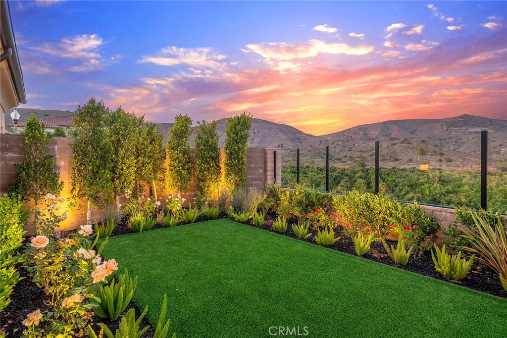 MLS #OC25268368 image #33