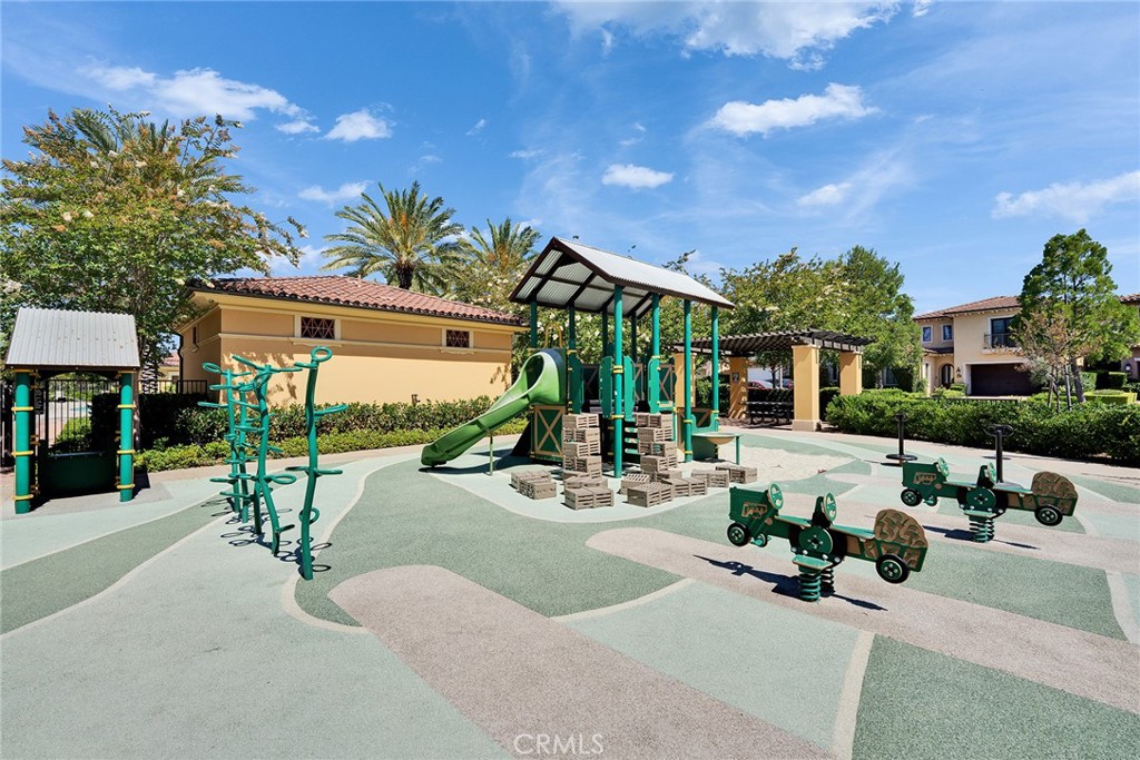 MLS #OC25268368 image #36