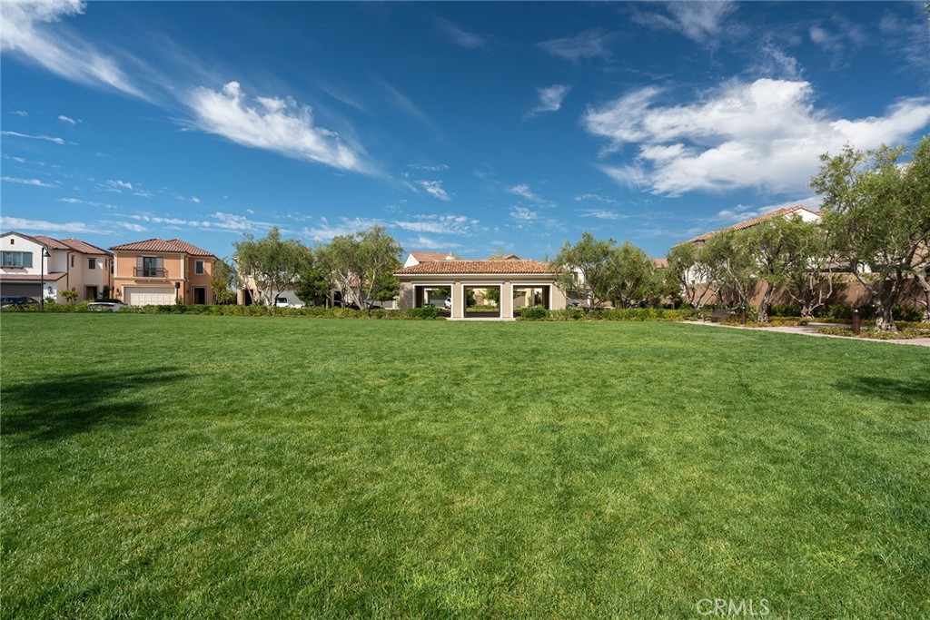 MLS #OC25268368 image #40