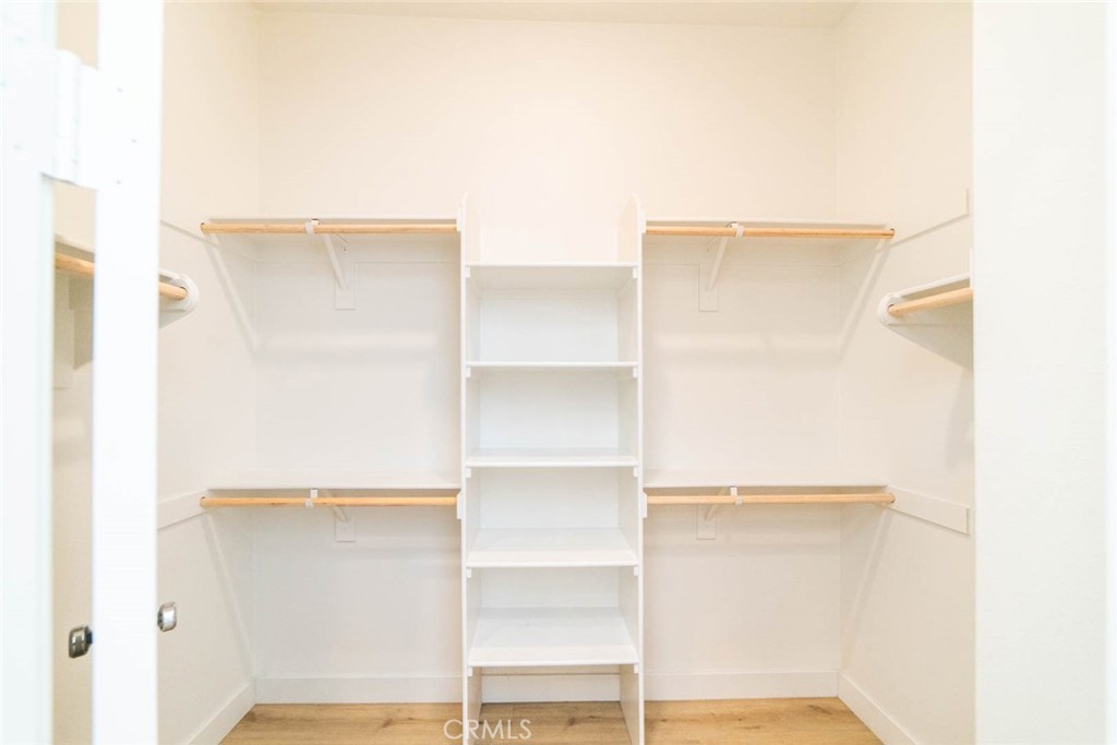 MLS #OC25268387 image #10