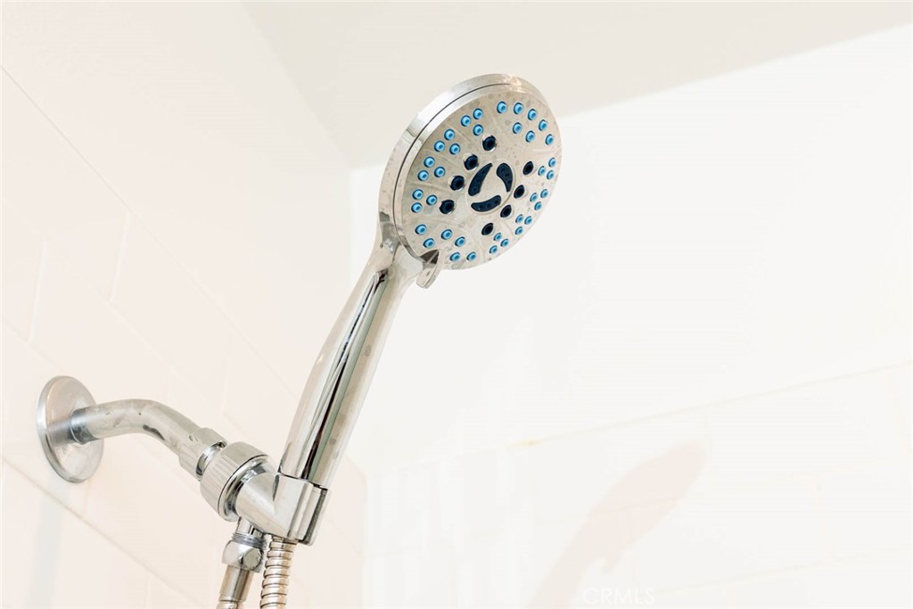 MLS #OC25268387 image #24