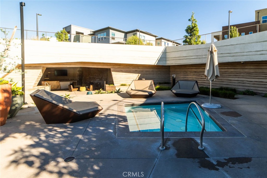 MLS #OC25268387 image #27