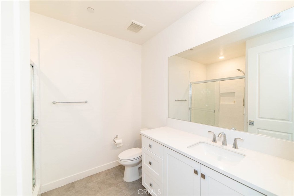 MLS #OC25268387 image #4