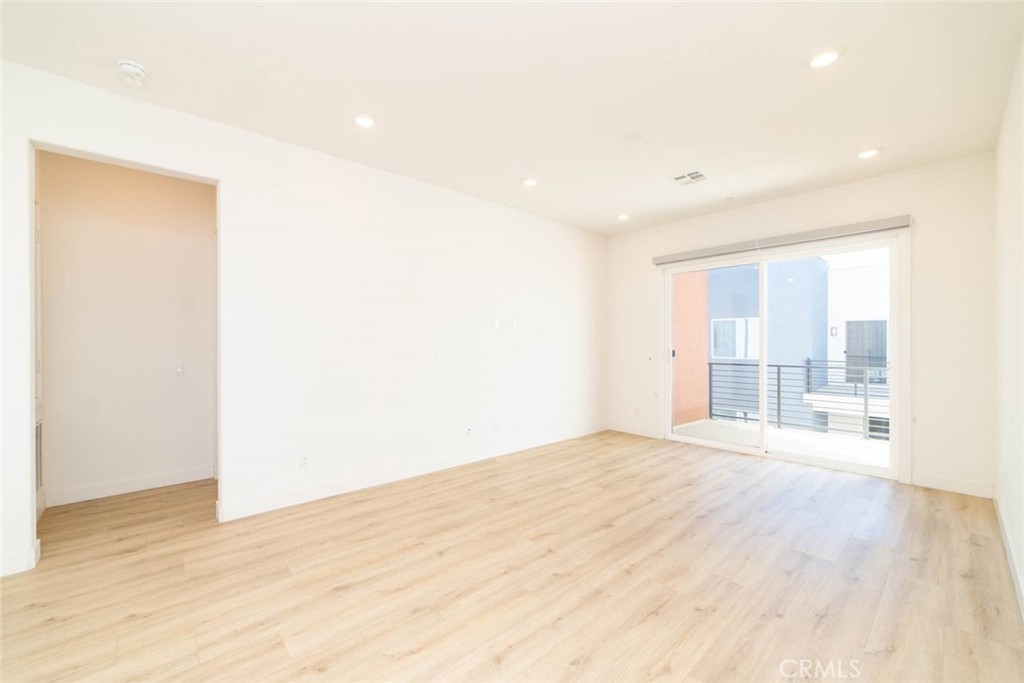 MLS #OC25268387 image #6