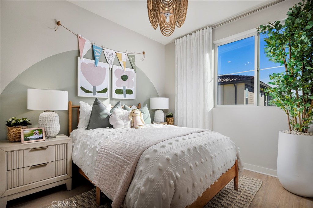 MLS #OC25268397 image #9