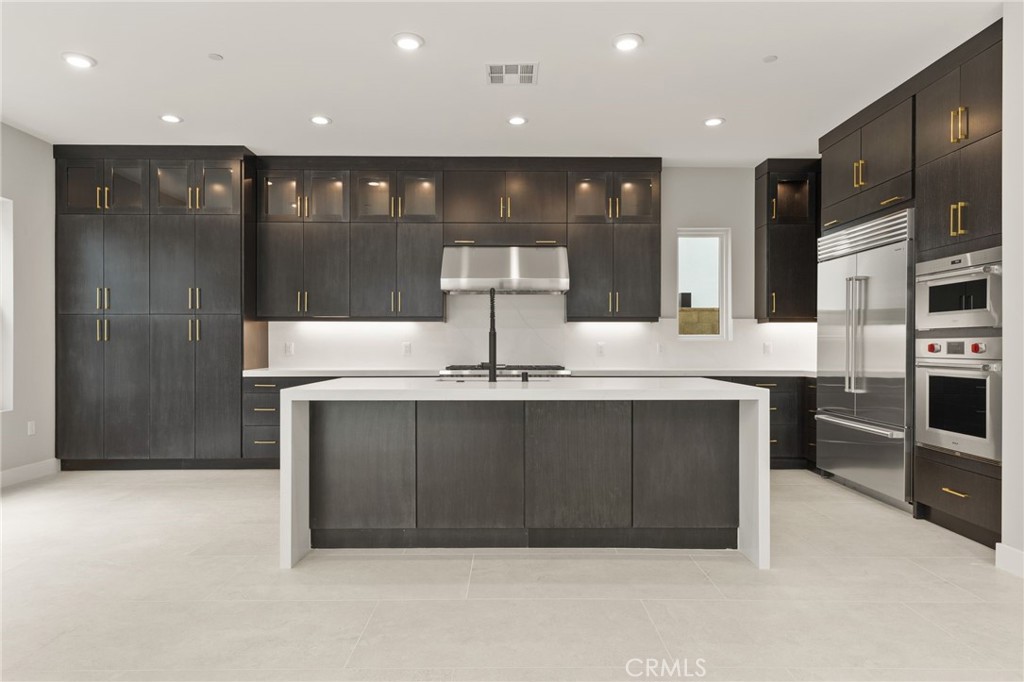 MLS #OC25268401 image #5