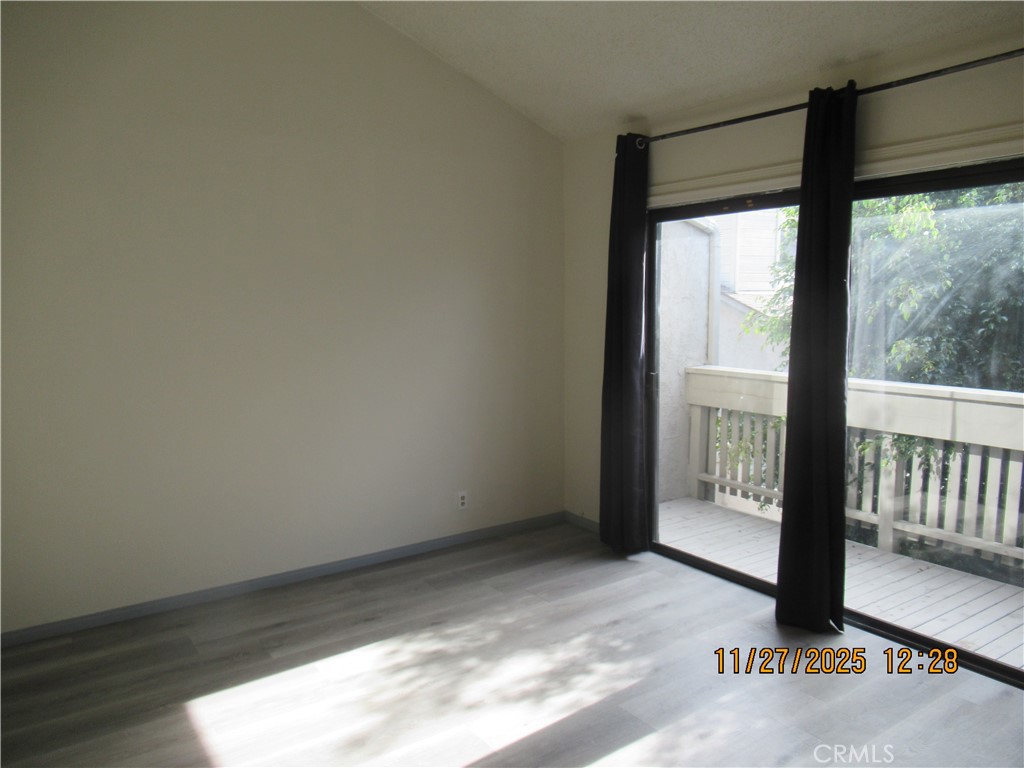 MLS #OC25268526 image #11