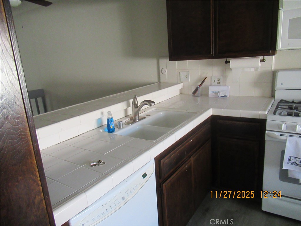 MLS #OC25268526 image #5