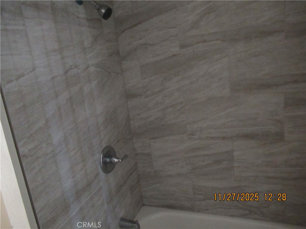 MLS #OC25268526 image #9