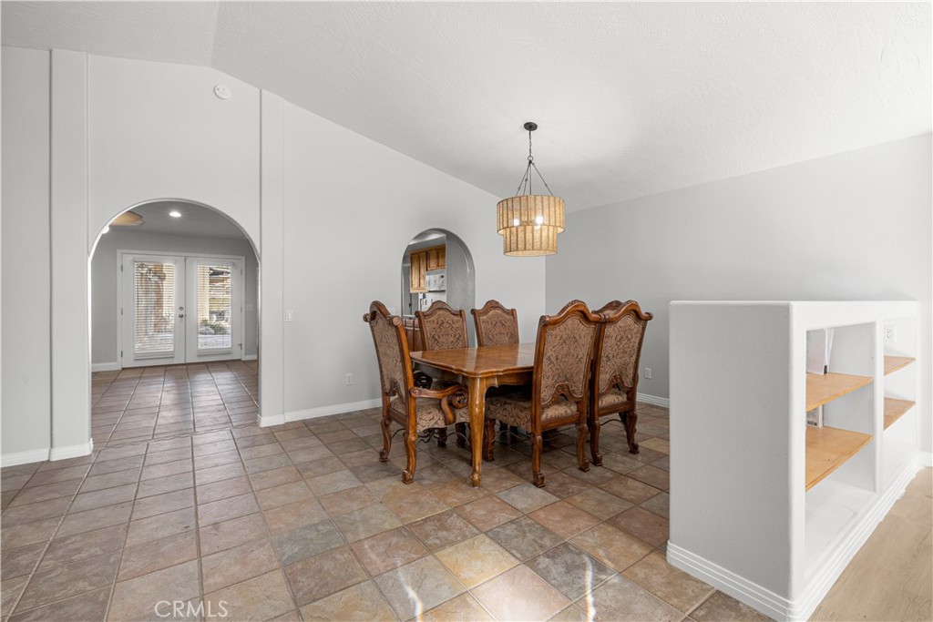 MLS #OC25268532 image #15