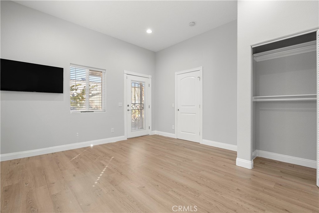 MLS #OC25268532 image #18