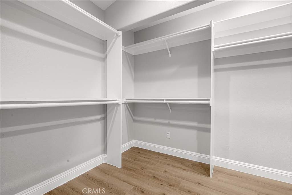 MLS #OC25268532 image #26