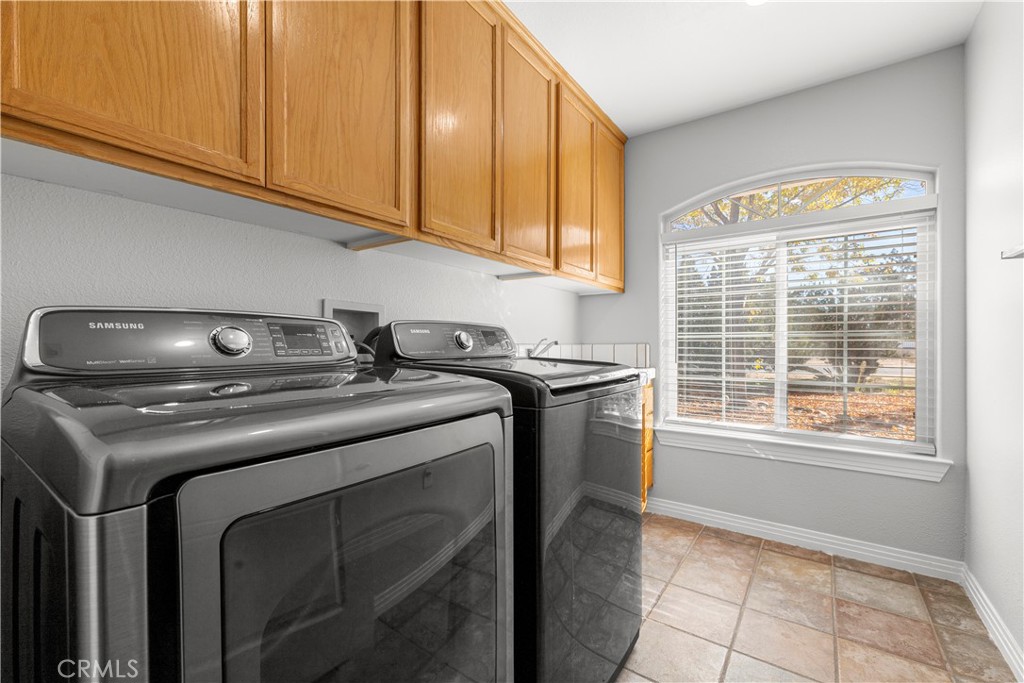 MLS #OC25268532 image #32