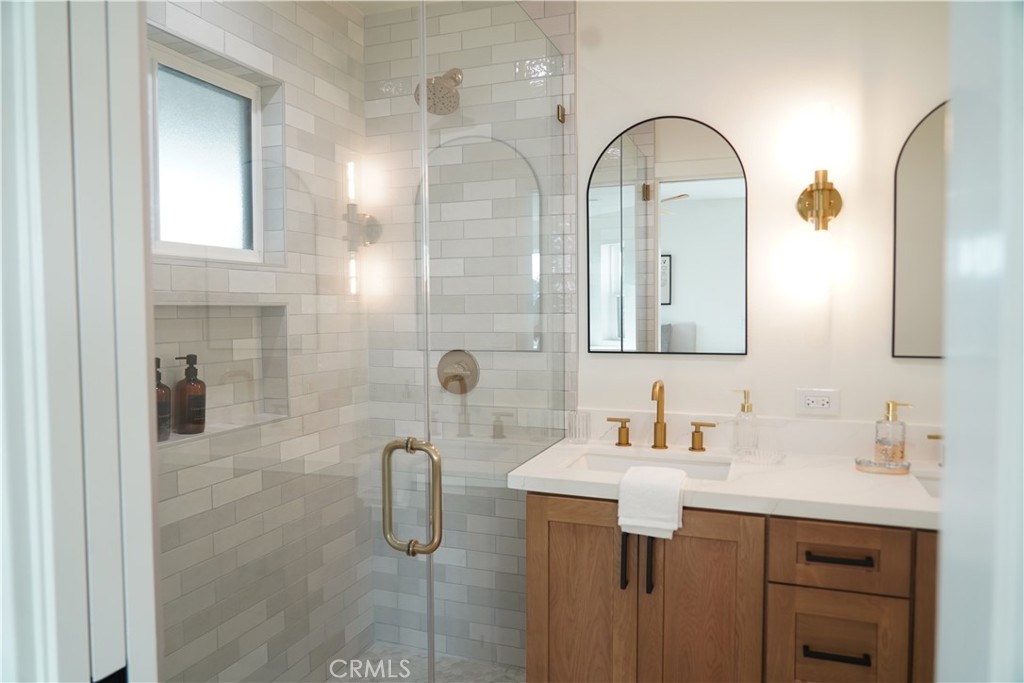 MLS #OC25268537 image #18