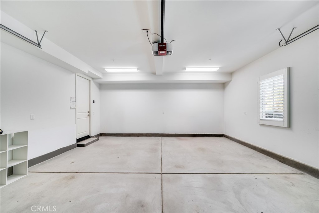 MLS #OC25268546 image #26