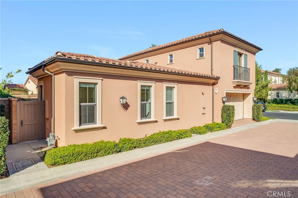 MLS #OC25268546 image #34