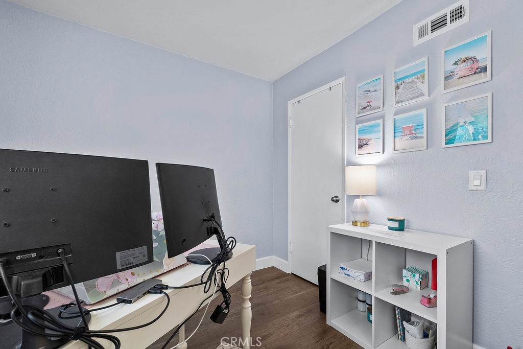 MLS #OC25268577 image #19