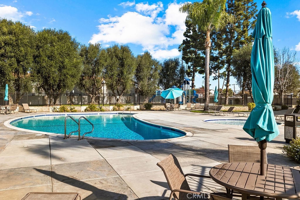 MLS #OC25268577 image #31