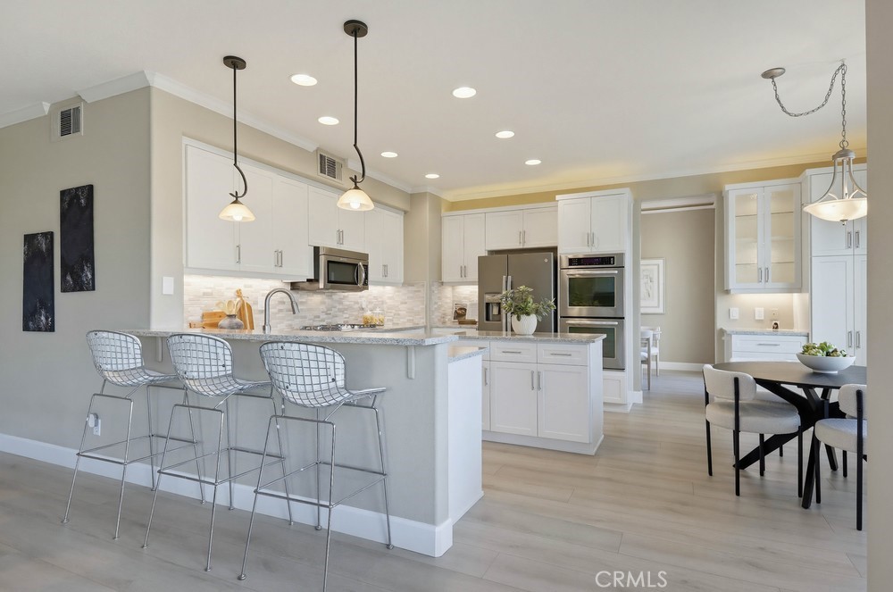 MLS #OC25268583 image #17