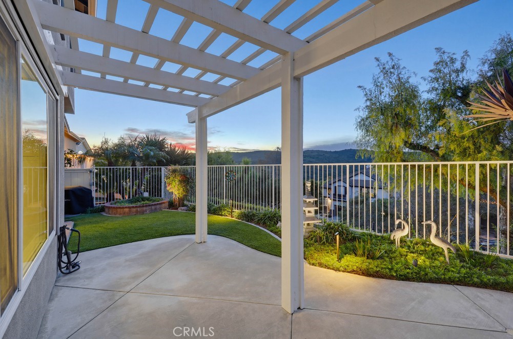 MLS #OC25268583 image #8