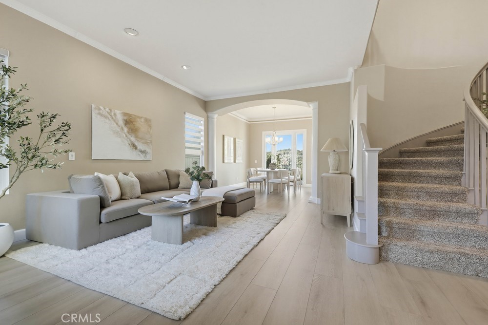 MLS #OC25268583 image #9