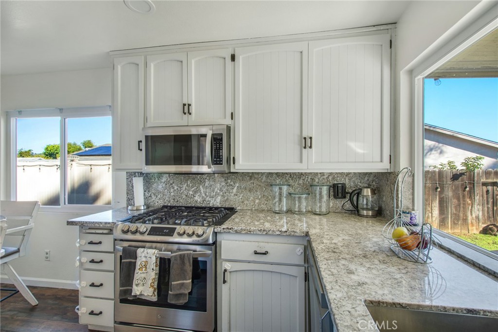 MLS #OC25268608 image #1