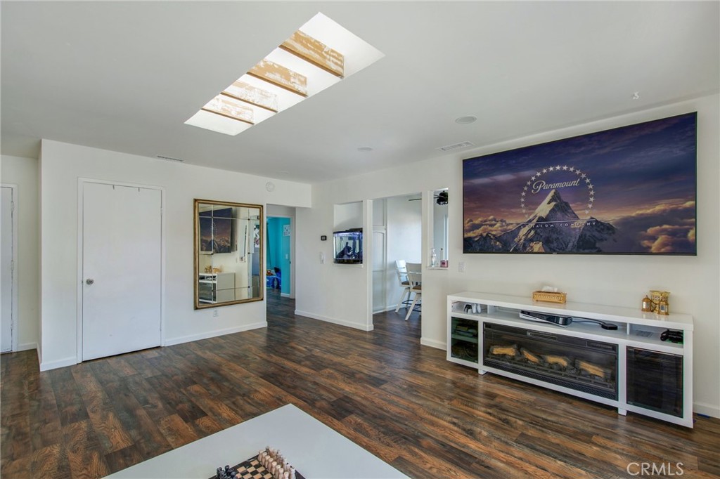 MLS #OC25268608 image #13