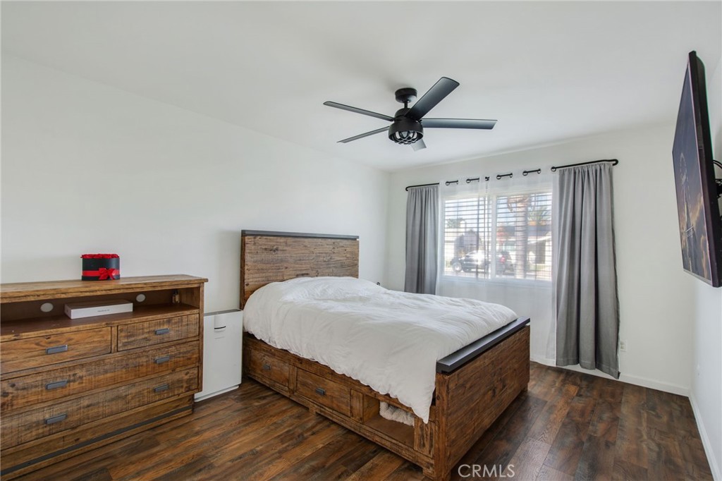 MLS #OC25268608 image #15