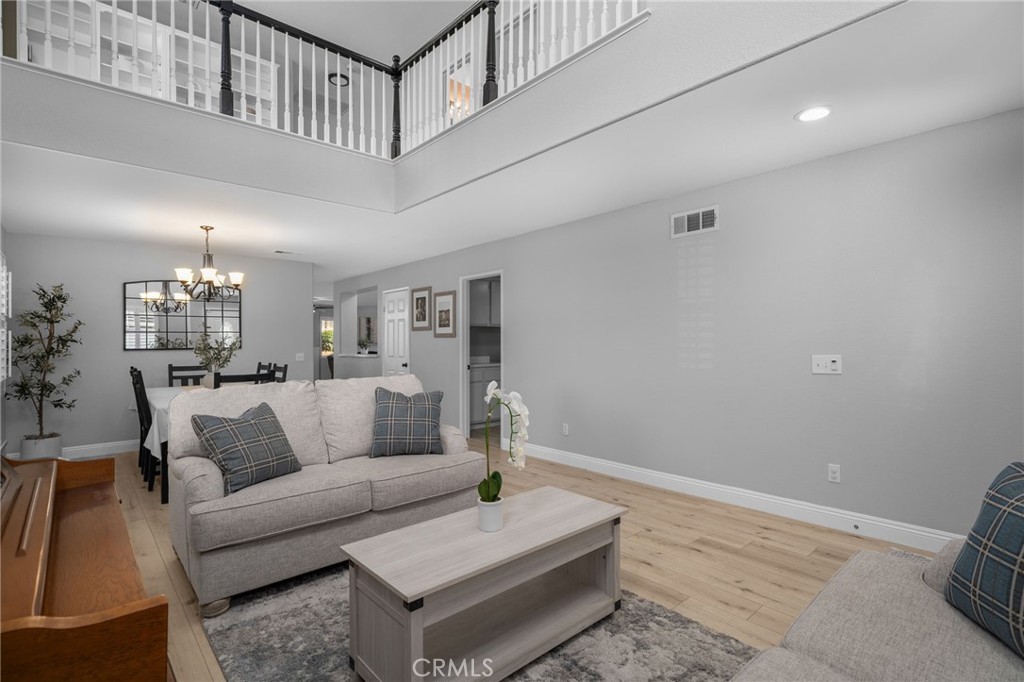 MLS #OC25268614 image #12