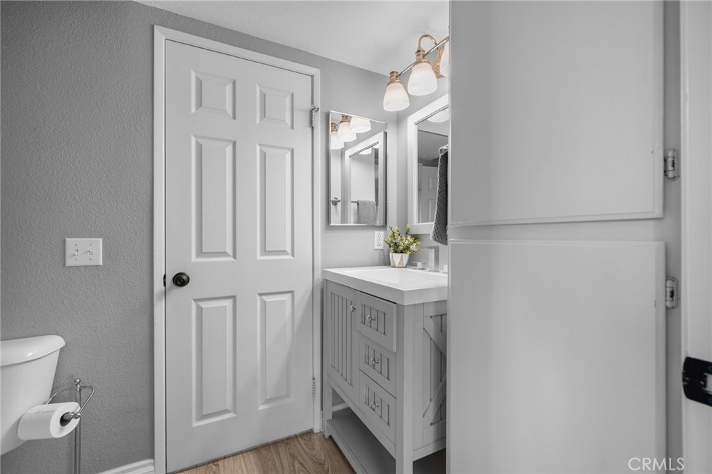 MLS #OC25268614 image #26