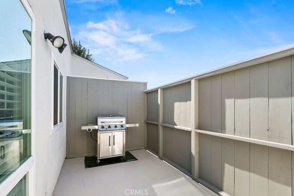 MLS #OC25268680 image #10