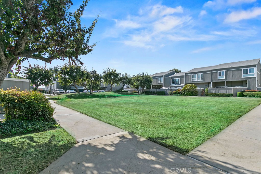 MLS #OC25268680 image #21