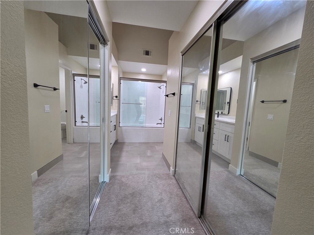 MLS #OC25268700 image #10