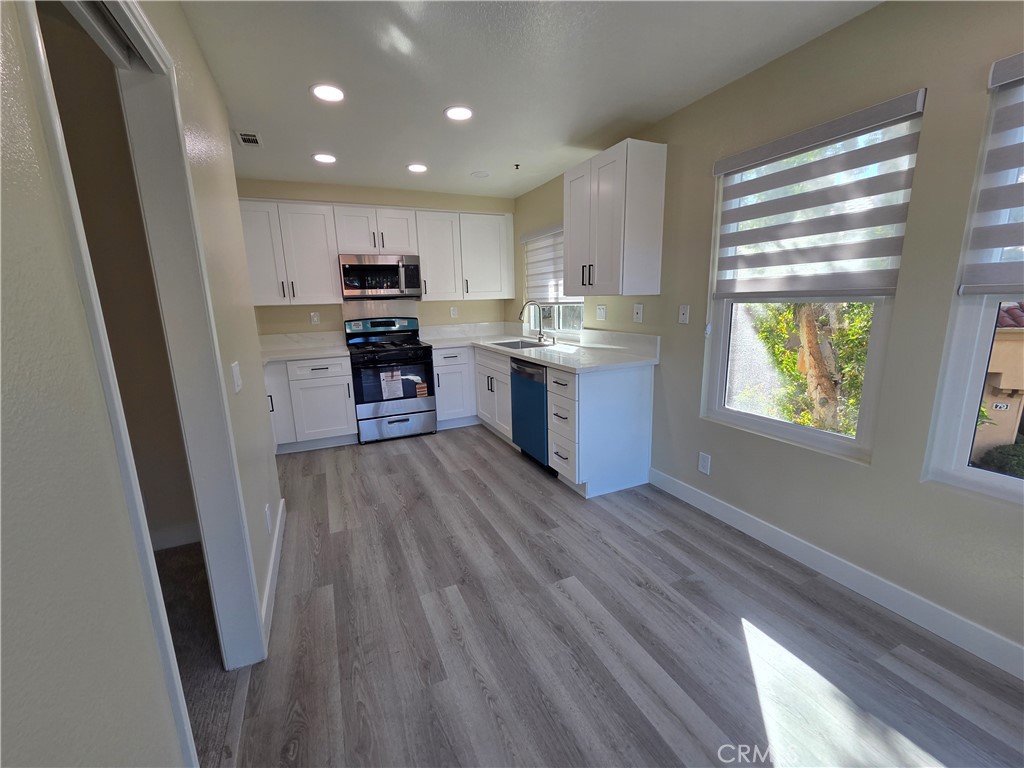 MLS #OC25268700 image #5