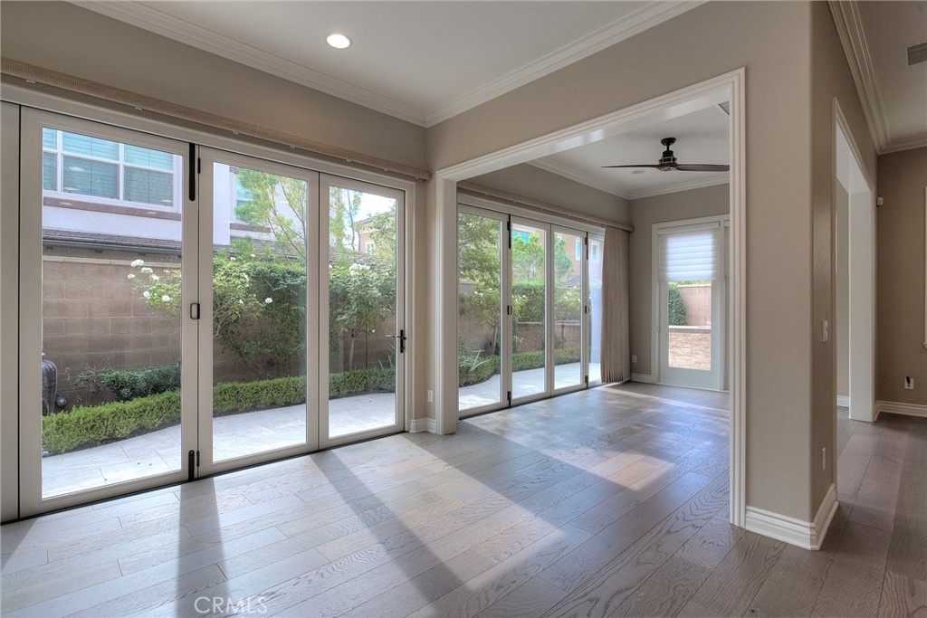 MLS #OC25268722 image #10