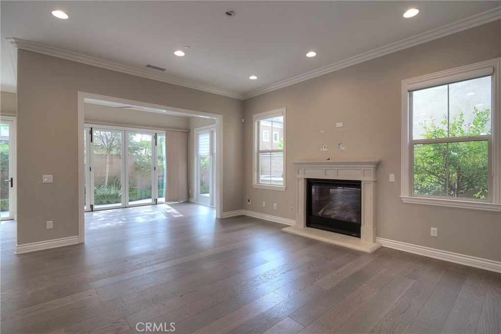 MLS #OC25268722 image #23