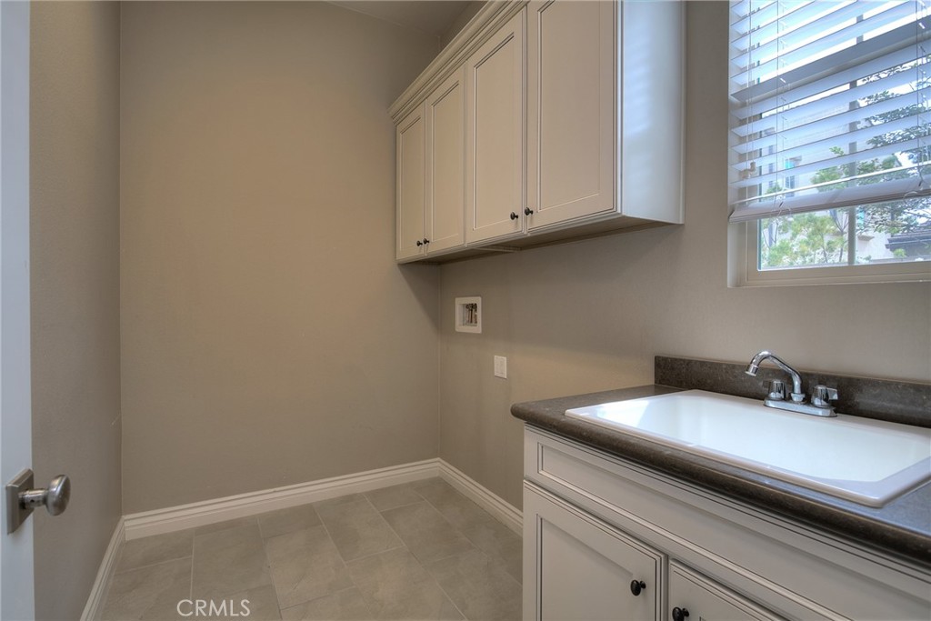 MLS #OC25268722 image #24