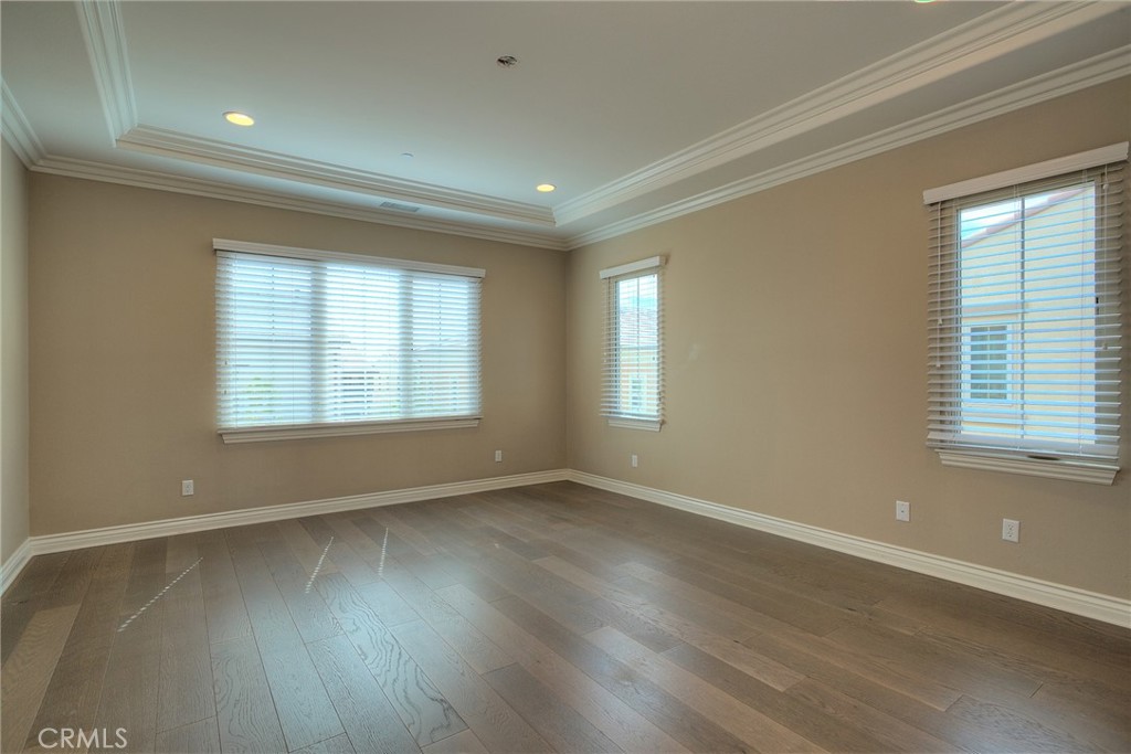 MLS #OC25268722 image #38