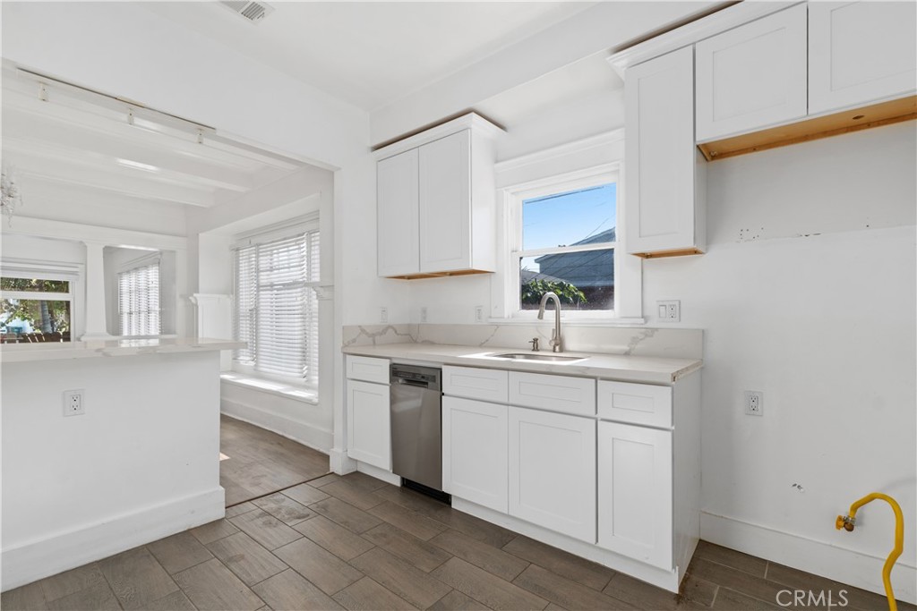 MLS #OC25268740 image #16