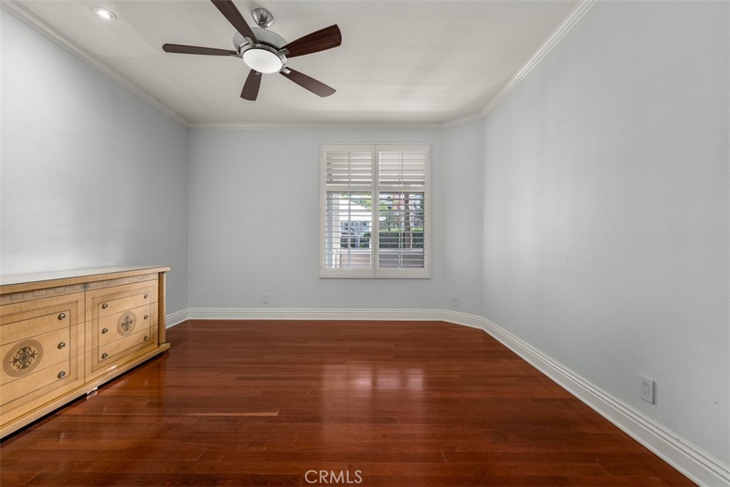 MLS #OC25268747 image #15