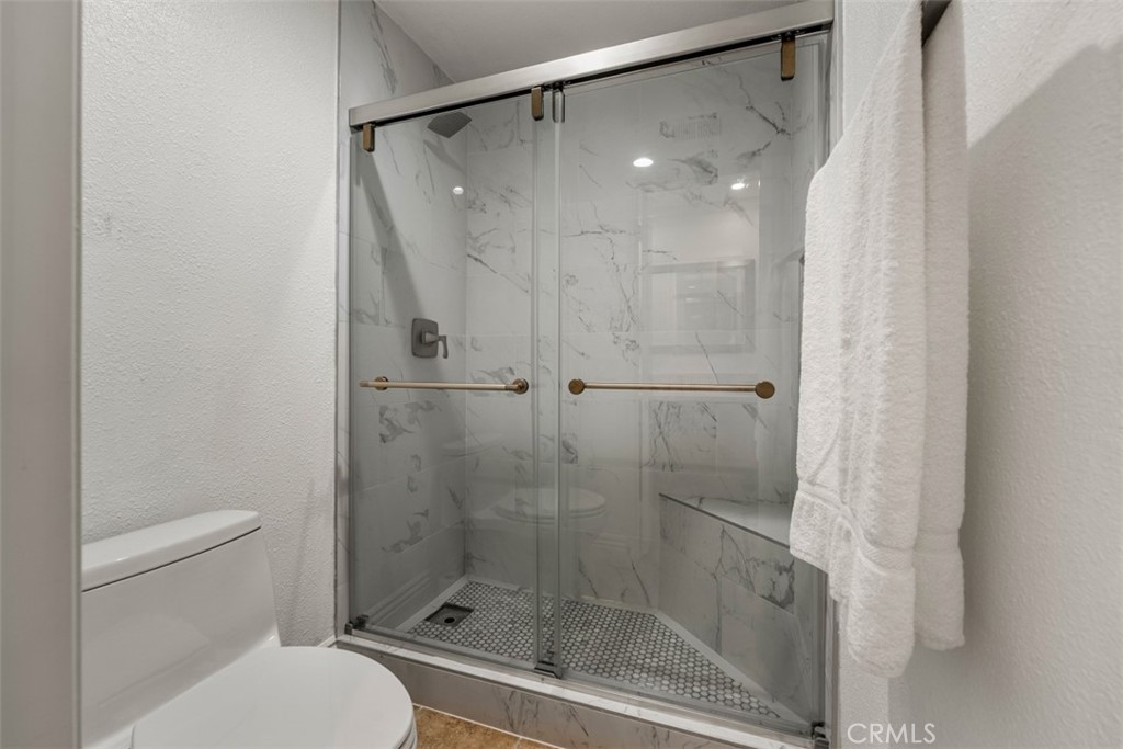 MLS #OC25268747 image #18