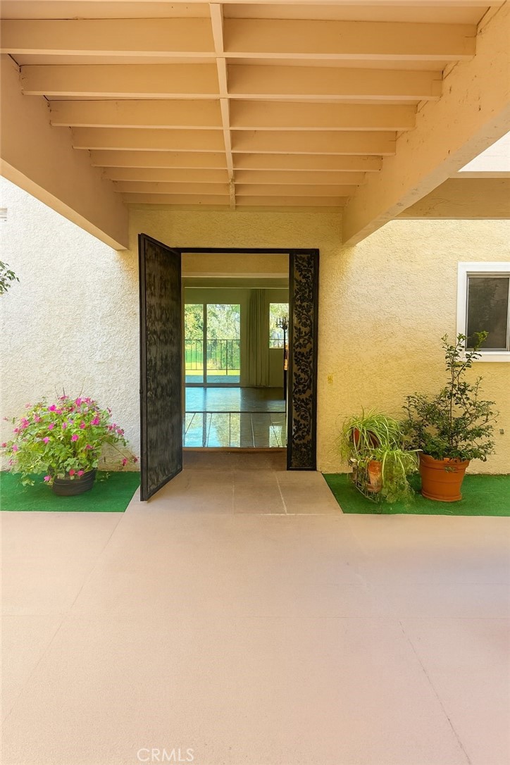 MLS #OC25268759 image #1