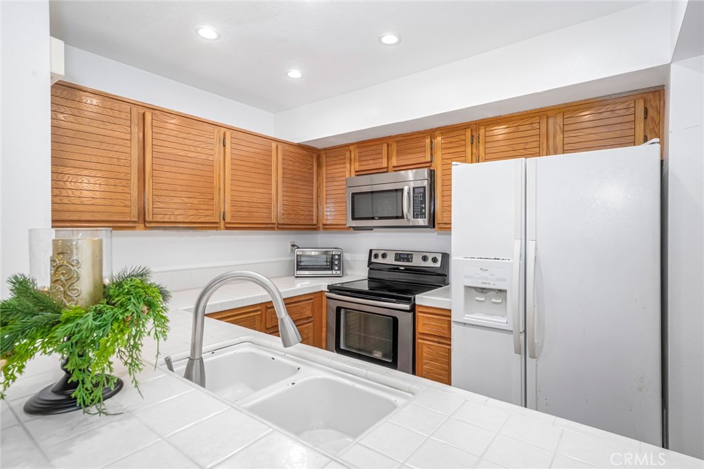 MLS #OC25268769 image #8