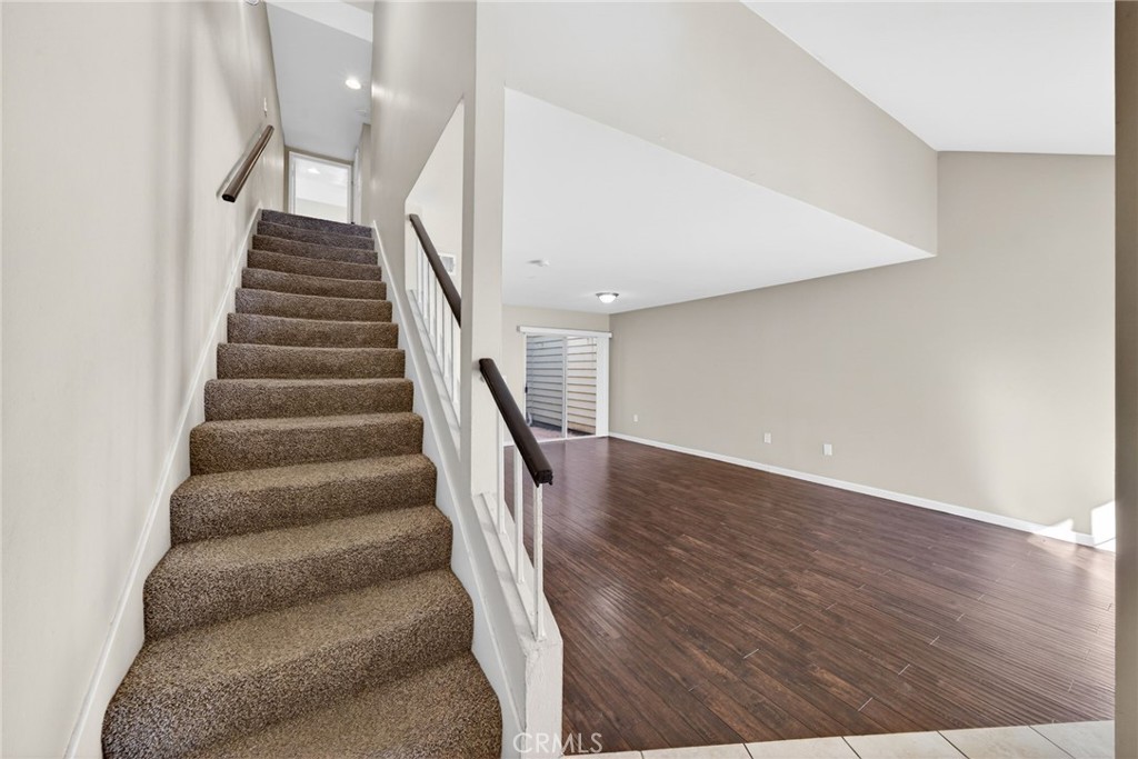 MLS #OC25268772 image #14