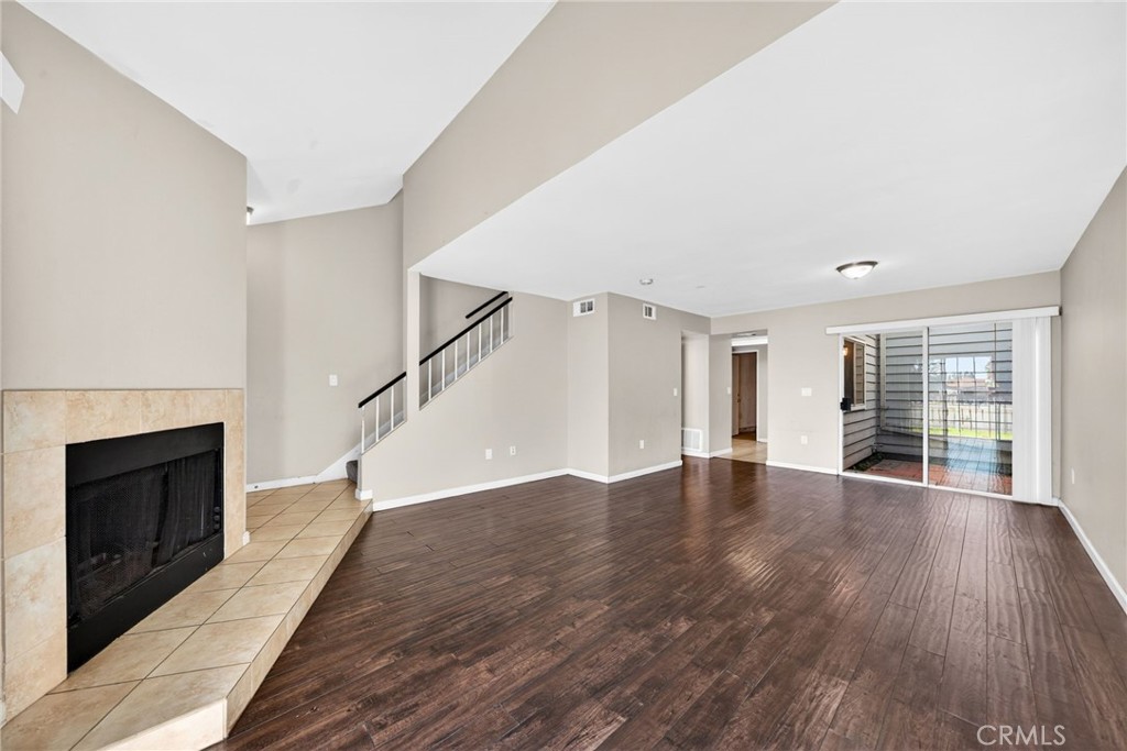 MLS #OC25268772 image #5