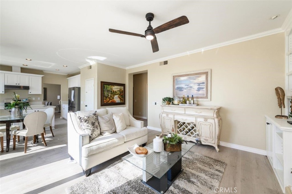 MLS #OC25268825 image #16