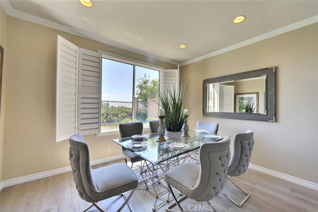 MLS #OC25268825 image #2