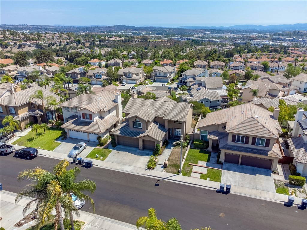 MLS #OC25268825 image #28