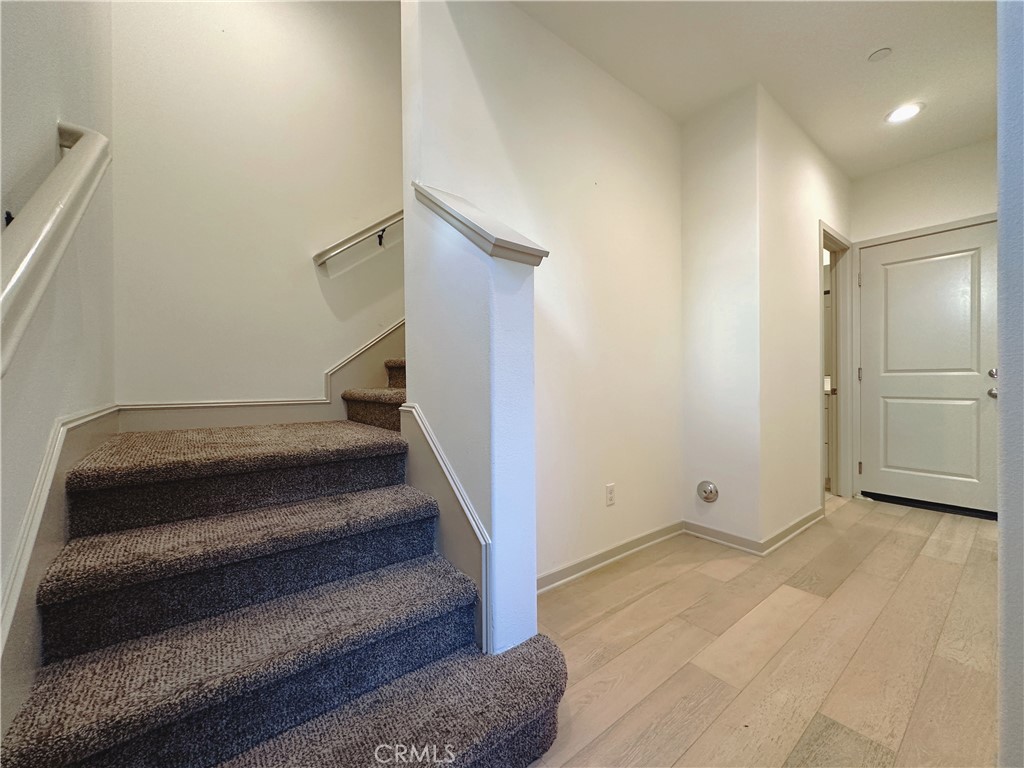 MLS #OC25268828 image #4