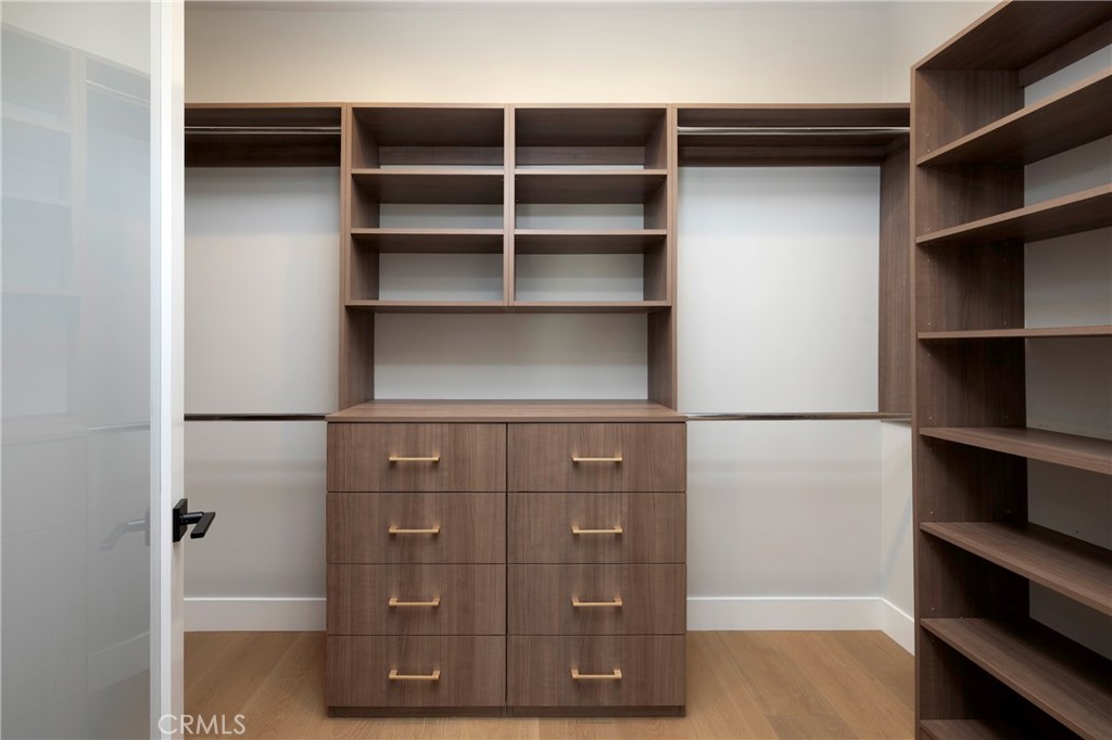 MLS #OC25268924 image #12